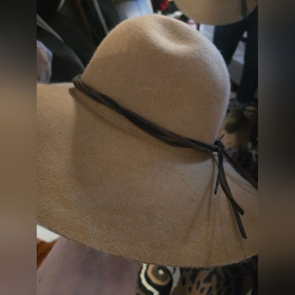 Tan Floppy Hat - Picture 3 of 4